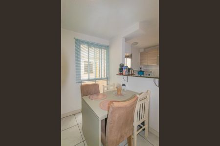 Sala de apartamento à venda com 2 quartos, 43m² em São José, Canoas