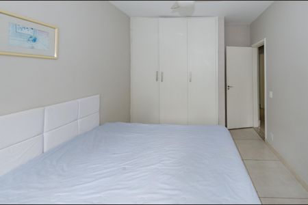 Apartamento para alugar com 120m², 3 quartos e 1 vagaQuarto 2