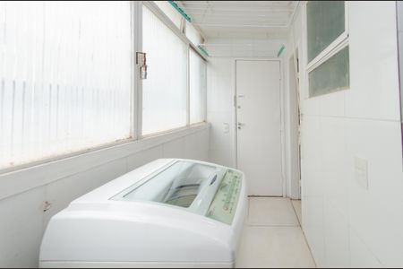 Apartamento para alugar com 120m², 3 quartos e 1 vagaÁrea de serviço