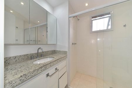 Apartamento para alugar com 109m², 2 quartos e 2 vagas Apartamento para alugar com 109m², 2 quartos e 2 vagasBanheiro da Suíte 2
