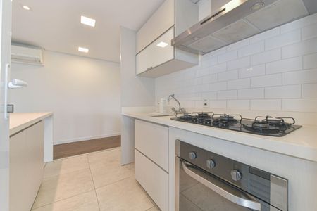 Apartamento para alugar com 109m², 2 quartos e 2 vagas Apartamento para alugar com 109m², 2 quartos e 2 vagasCozinha