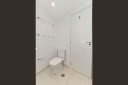 Apartamento para alugar com 109m², 2 quartos e 2 vagas Apartamento para alugar com 109m², 2 quartos e 2 vagasBanheiro da Suíte 2