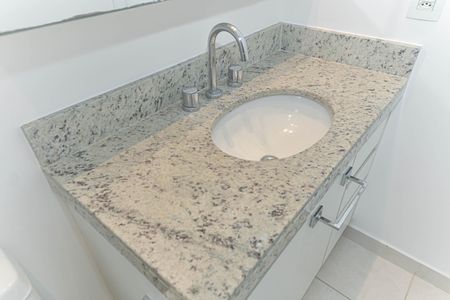 Apartamento para alugar com 109m², 2 quartos e 2 vagas Apartamento para alugar com 109m², 2 quartos e 2 vagasBanheiro da Suíte 1