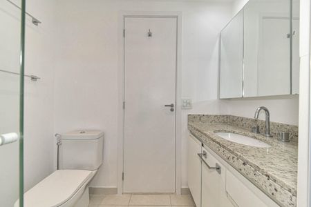 Apartamento para alugar com 109m², 2 quartos e 2 vagas Apartamento para alugar com 109m², 2 quartos e 2 vagasBanheiro da Suíte 2