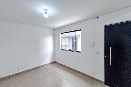 Casa de condomínio à venda com 115m², 3 quartos e 2 vagasSala
