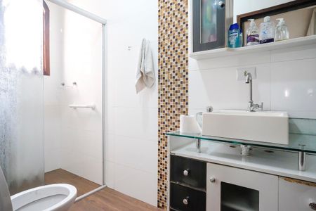 Banheiro da suíte de casa à venda com 4 quartos, 295m² em Vila Palmares, São Caetano do Sul