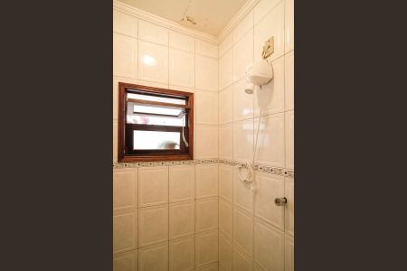 Casa à venda com 295m², 4 quartos e 3 vagasBanheiro 2