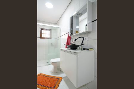 Casa à venda com 295m², 4 quartos e 3 vagasBanheiro 1