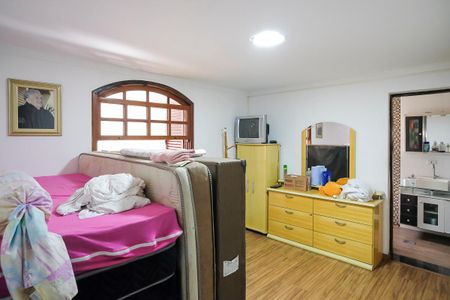 Suíte de casa à venda com 4 quartos, 295m² em Vila Palmares, São Caetano do Sul