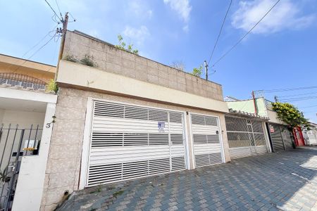 Casa à venda com 295m², 4 quartos e 3 vagasFachada + plaquinha