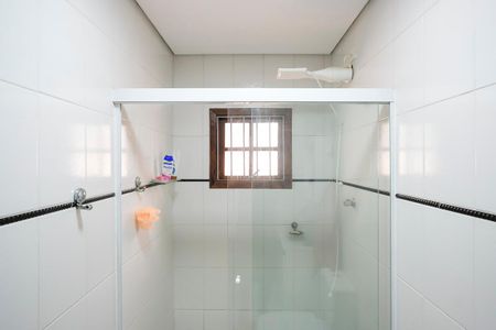 Casa à venda com 295m², 4 quartos e 3 vagasBanheiro 1