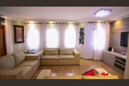 Casa à venda com 3 quartos, 300m² em Jardim Vila Formosa, São Paulo