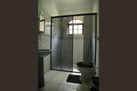 Casa à venda com 180m², 3 quartos e 2 vagasBanheiro Social 