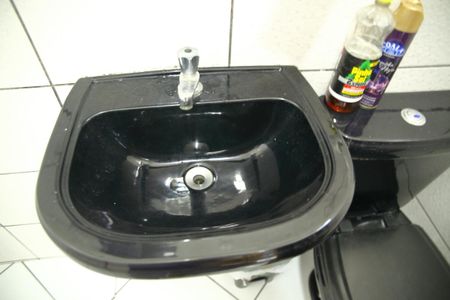 Casa à venda com 180m², 3 quartos e 2 vagasBanheiro Suíte 