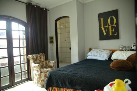 Suíte  de casa à venda com 3 quartos, 180m² em Bairro dos Casa, São Bernardo do Campo