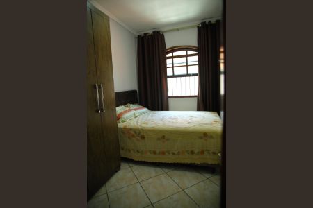 Casa à venda com 180m², 3 quartos e 2 vagasQuarto 2