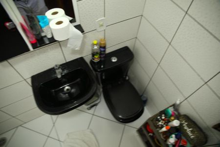 Casa à venda com 180m², 3 quartos e 2 vagasBanheiro Suíte 