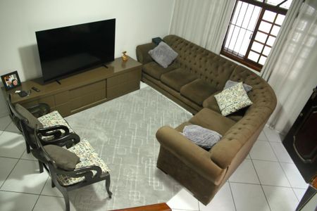 Casa à venda com 180m², 3 quartos e 2 vagasSala