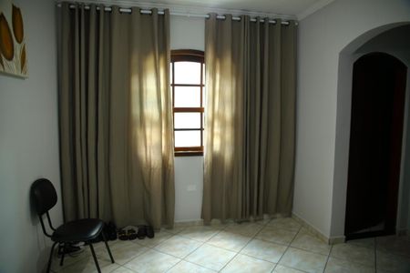 Casa à venda com 180m², 3 quartos e 2 vagasSala 2 ( hall dos quartos ) 