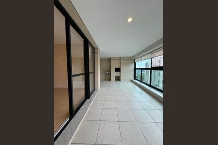 Apartamento à venda com 226m², 4 quartos e 4 vagas Apartamento à venda com 226m², 4 quartos e 4 vagasFoto 05