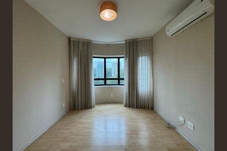 Apartamento à venda com 226m², 4 quartos e 4 vagas Apartamento à venda com 226m², 4 quartos e 4 vagasFoto 23