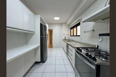 Apartamento à venda com 226m², 4 quartos e 4 vagas Apartamento à venda com 226m², 4 quartos e 4 vagasFoto 32