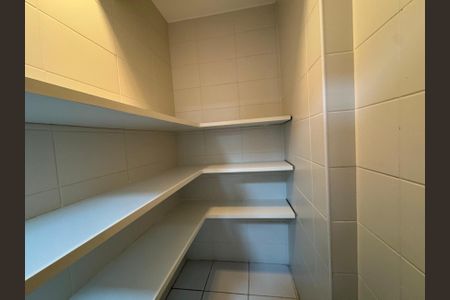 Apartamento à venda com 226m², 4 quartos e 4 vagas Apartamento à venda com 226m², 4 quartos e 4 vagasFoto 36