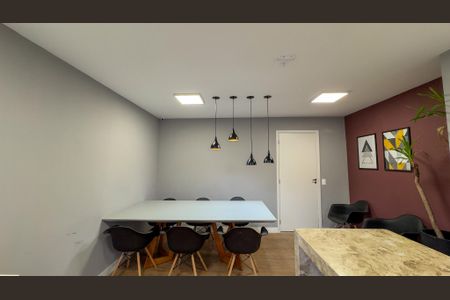 Apartamento à venda com 31m², 2 quartos e sem vaga Apartamento à venda com 31m², 2 quartos e sem vagaSalão de Festas