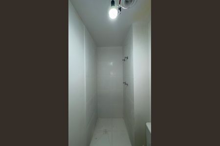 Apartamento à venda com 31m², 2 quartos e sem vaga Apartamento à venda com 31m², 2 quartos e sem vagaBanheiro