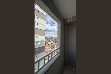 Apartamento à venda com 31m², 2 quartos e sem vaga Apartamento à venda com 31m², 2 quartos e sem vagaSacada