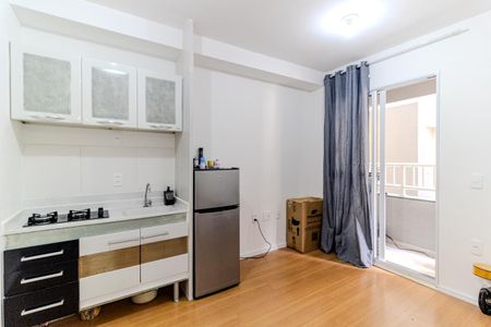 Sala e Cozinha de kitnet/studio à venda com 1 quarto, 28m² em Campos Elíseos, São Paulo