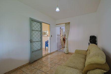 Casa à venda com 737m², 4 quartos e 3 vagas