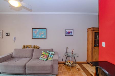 Sala de apartamento para alugar com 1 quarto, 45m² em Petrópolis, Porto Alegre