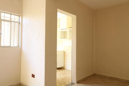 Sala de casa para alugar com 1 quarto, 140m² em Vila Sao Geraldo, São Paulo