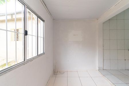 Casa para alugar com 55m², 2 quartos e sem vaga Casa para alugar com 55m², 2 quartos e sem vagaSala