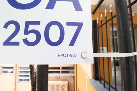 Apartamento para alugar com 65m², 2 quartos e sem vaga