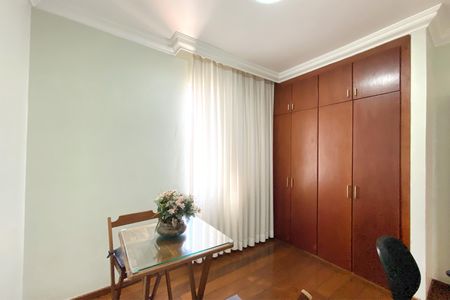 Apartamento à venda com 95m², 3 quartos e 2 vagas Apartamento à venda com 95m², 3 quartos e 2 vagasQuarto 3
