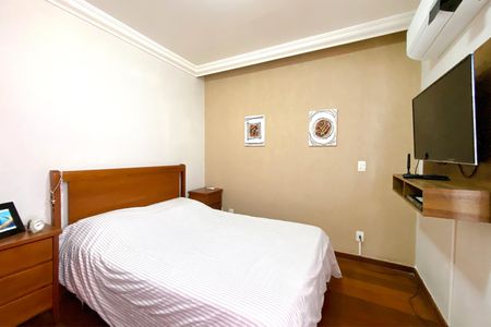 Suite de apartamento à venda com 3 quartos, 95m² em São Pedro, Belo Horizonte