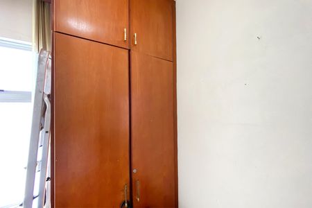 Apartamento à venda com 95m², 3 quartos e 2 vagas Apartamento à venda com 95m², 3 quartos e 2 vagasQuarto de Serviço