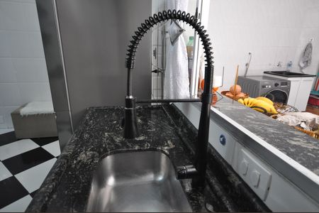 Casa à venda com 234m², 4 quartos e 2 vagasCozinha