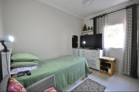 Casa à venda com 234m², 4 quartos e 2 vagasQuarto 3