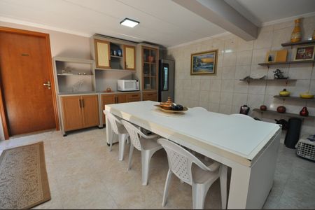 Casa à venda com 234m², 4 quartos e 2 vagasEspaço Gourmet