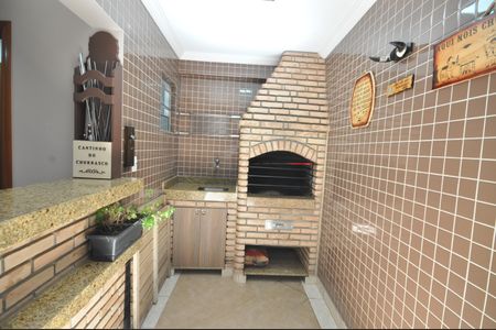 Casa à venda com 234m², 4 quartos e 2 vagasChurrasqueira