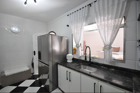 Casa à venda com 234m², 4 quartos e 2 vagasCozinha