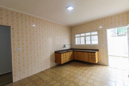 Casa para alugar com 280m², 3 quartos e 1 vaga Casa para alugar com 280m², 3 quartos e 1 vagaCozinha