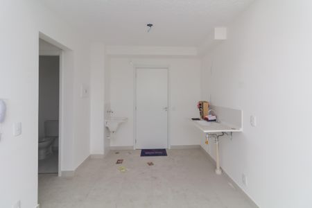 Sala/Cozinha de apartamento para alugar com 2 quartos, 32m² em Vila Nova Curuca, São Paulo