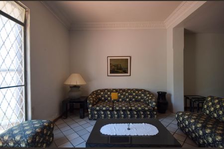 Sala de casa à venda com 6 quartos, 275m² em Tijuca, Rio de Janeiro