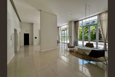 Studio para alugar com 36m², 1 quarto e 1 vaga Studio para alugar com 36m², 1 quarto e 1 vagaHall Social