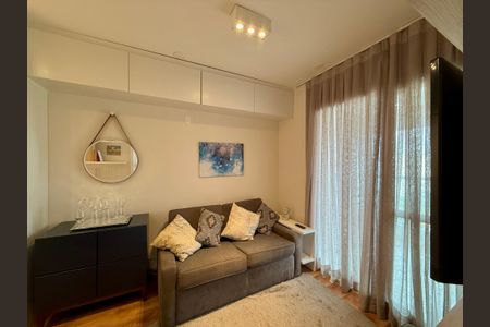 Sala  de kitnet/studio para alugar com 1 quarto, 36m² em Brooklin, São Paulo