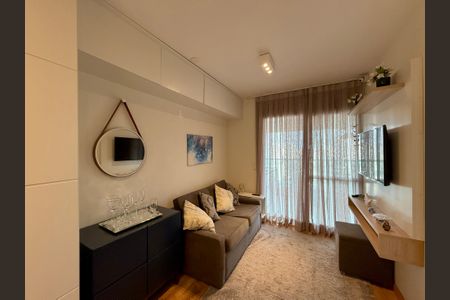 Studio para alugar com 36m², 1 quarto e 1 vaga Studio para alugar com 36m², 1 quarto e 1 vagaSala